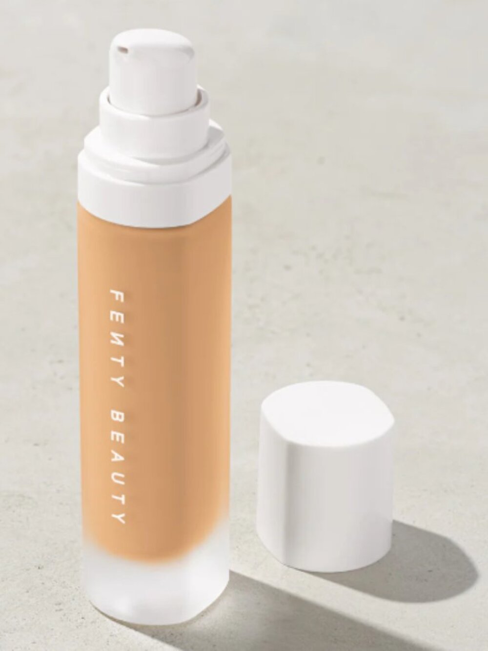 FENTY BEAUTY Soft’Lit Naturally Luminous Longwear Foundation-240/Warm Golden NIB